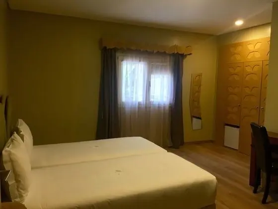 Basic İki Ayrı Yataklı Oda