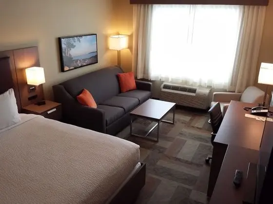 Deluxe Room, 1 King Bed Not Ocean View