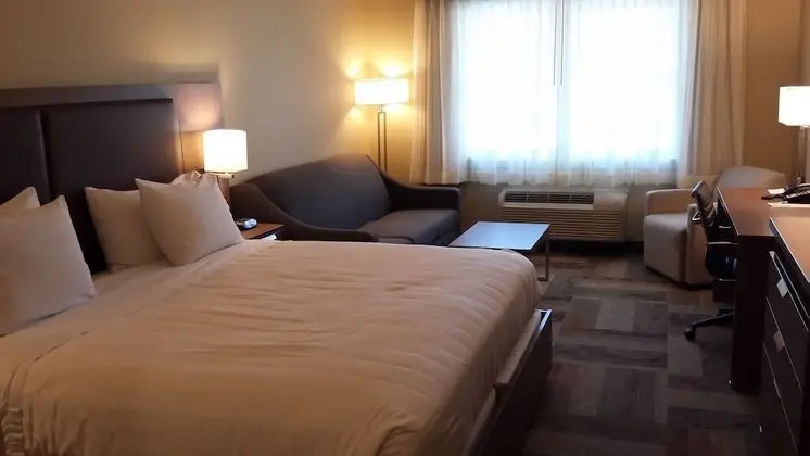 Deluxe Room, 1 King Bed Not Ocean View