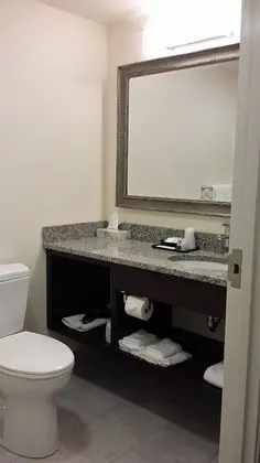 Deluxe Room, 1 King Bed Not Ocean View