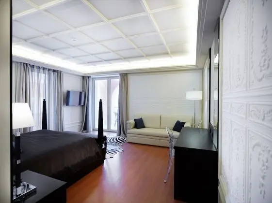 Junior Süit, Balkon, Göl Manzaralı (Superior, 3 people)