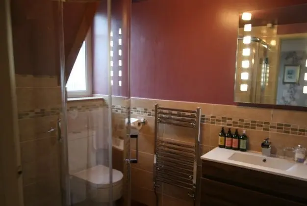 Oda, 1 En Büyük (King) Boy Yatak, Banyolu/Duşlu (The Keats Room)