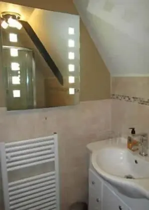 Tek Büyük Yataklı Oda, Banyolu/Duşlu (The Tennyson Room)