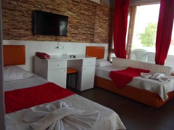Triple, Deniz Manzaralı