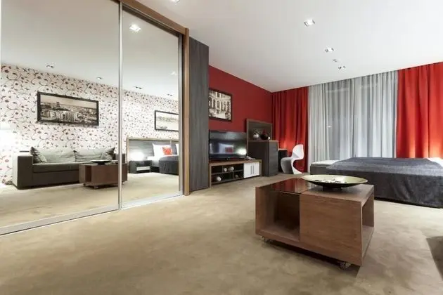 Junior Apart Daire, Havuz Manzaralı