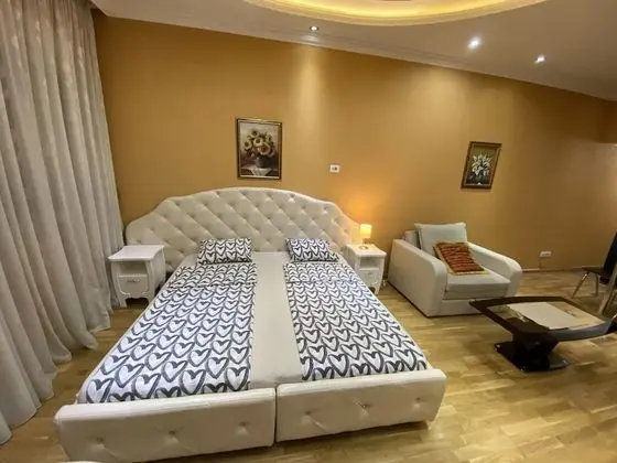 Deluxe Stüdyo Süit