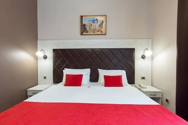Comfort Double or Twin Room (20% off in the restaurant)