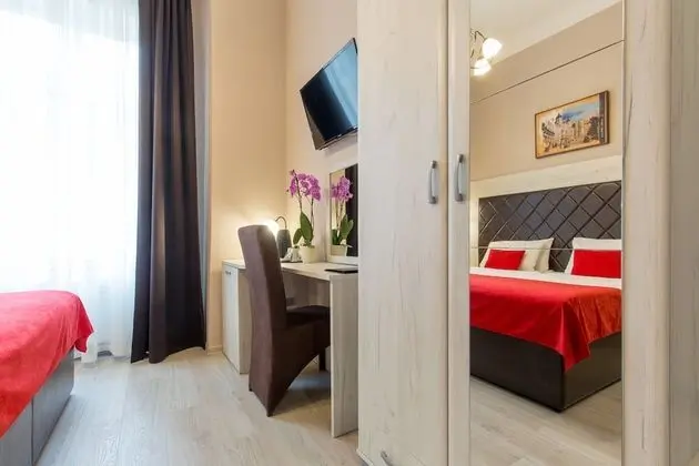 Comfort Double or Twin Room (20% off in the restaurant)