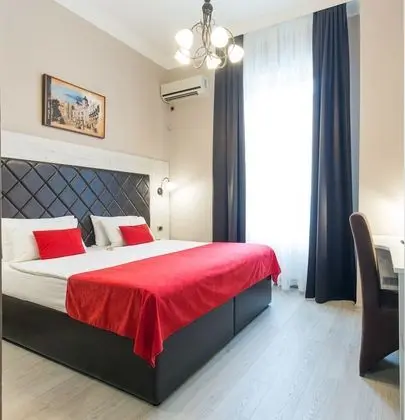 Comfort Double or Twin Room (20% off in the restaurant)