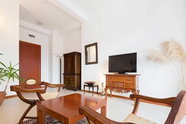 Deluxe Oda, Teras, Avlu Manzaralı