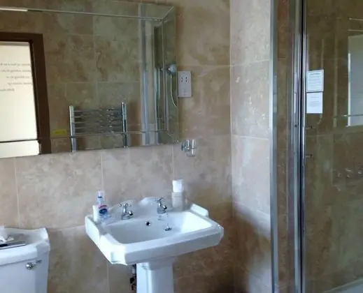 İki Ayrı Yataklı Oda, Özel Banyo