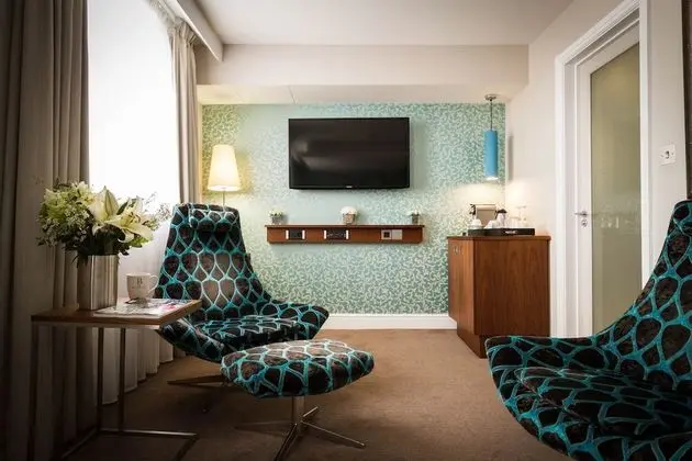 Luxury Tek Büyük Yataklı Oda