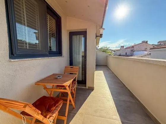 Jakuzili Deluxe Oda, Şehir Manzaralı, 2. Kat Balkonlu