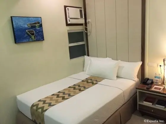 Standard Tek Büyük Yataklı Oda