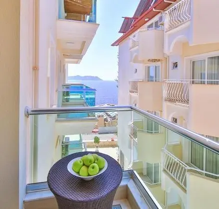 Çift Kişilik, Kısmi Deniz Manzaralı