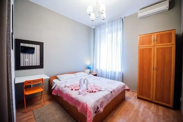 Standard Tek Büyük Yataklı Oda