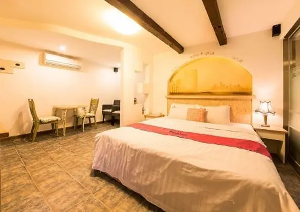 Standard Stüdyo (Provence)