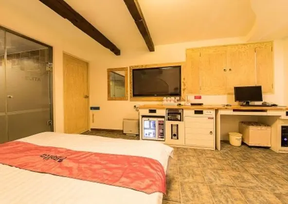 Standard Stüdyo (Provence)