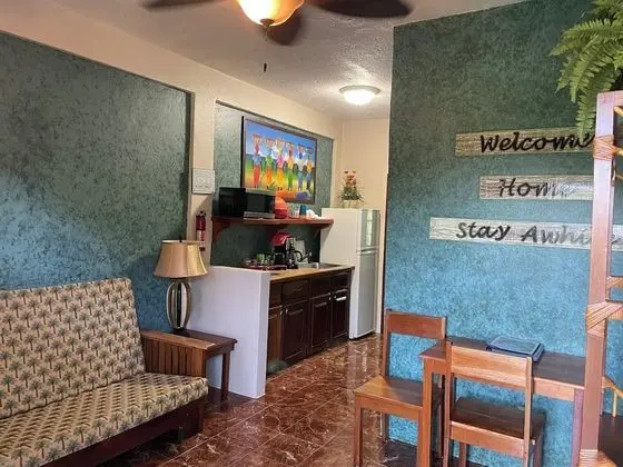 Belize Budget Suites #02