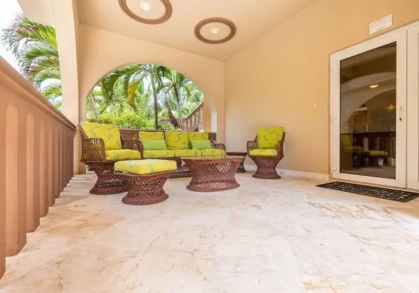Beach Front Caribbean Soul Villa 3 Bedroom