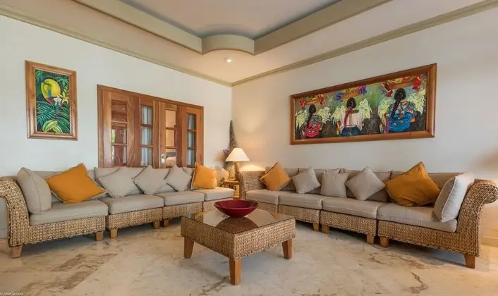 Beach Front Caribbean Soul Villa 3 Bedroom