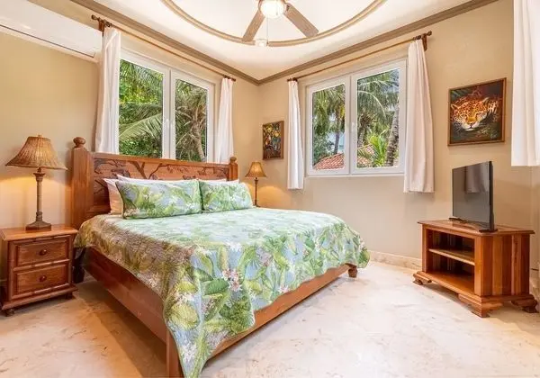 Beach Front Villa Solemar 3 Bedroom