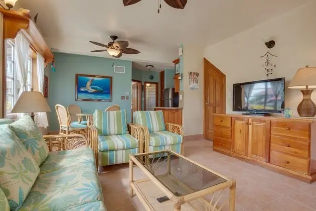 Sea Front Lower Level Suite