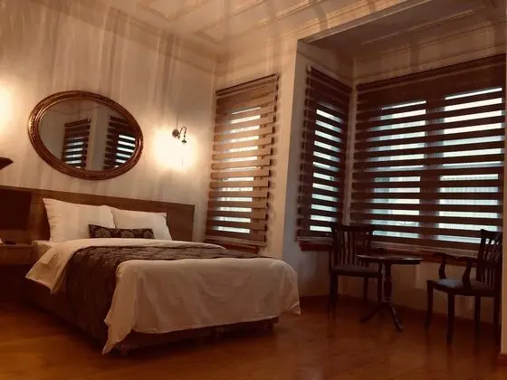 Deluxe Tek Büyük Yataklı Oda
