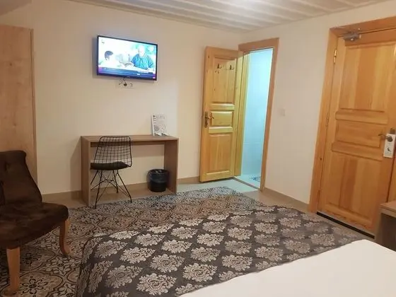 Standard Tek Büyük Yataklı Oda