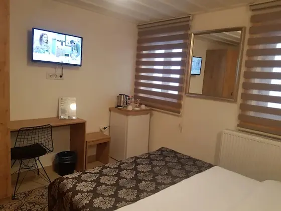 Ekonomik Çift Kişilik Oda - Sadece Oda