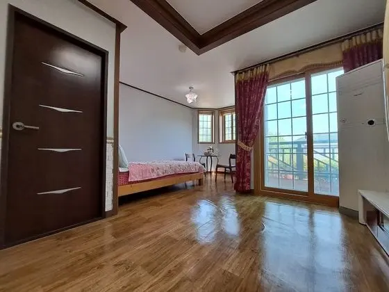 Tek Büyük Yataklı Oda