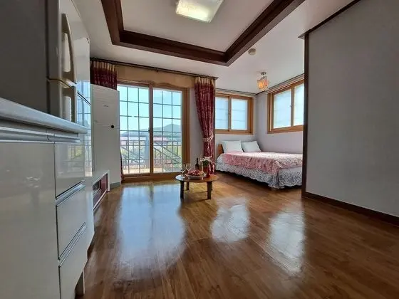 Tek Büyük Yataklı Oda