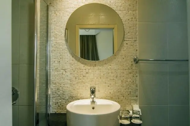 Üç Kişilik Oda, Balkon