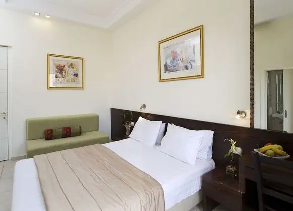 Üç Kişilik Oda, Balkon