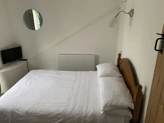 Standard Tek Büyük Yataklı Oda, 1 Çift Kişilik Yatak, Ortak Banyo