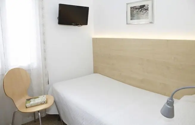 Tek Kişilik Oda