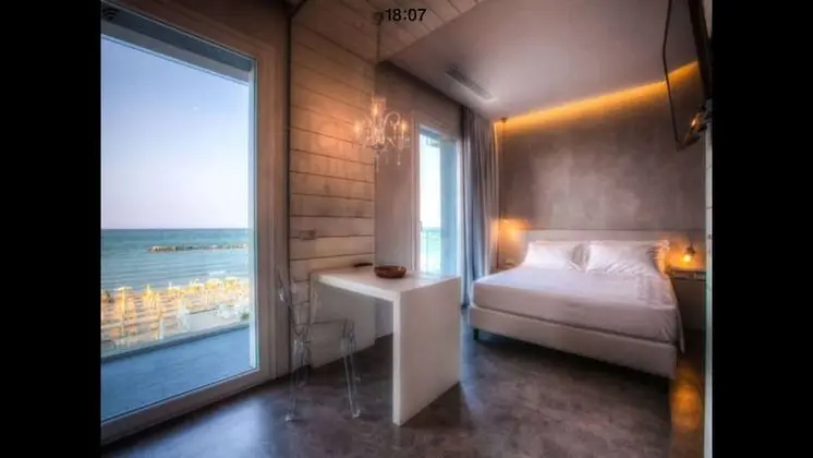 Stüdyo Süit, Deniz Manzaralı