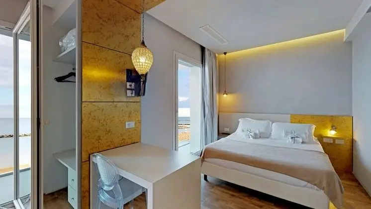 Stüdyo Süit, Deniz Manzaralı