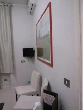 Economy Tek Büyük veya İki Ayrı Yataklı Oda