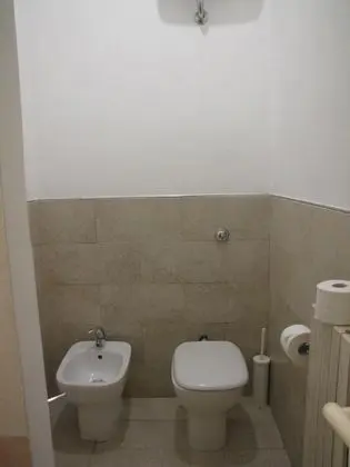 Economy Tek Büyük veya İki Ayrı Yataklı Oda