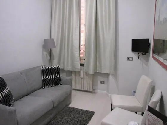 Üç Kişilik Oda