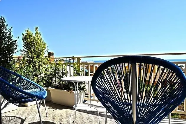Standard Oda, Balkon, Deniz Manzaralı (Grigia)