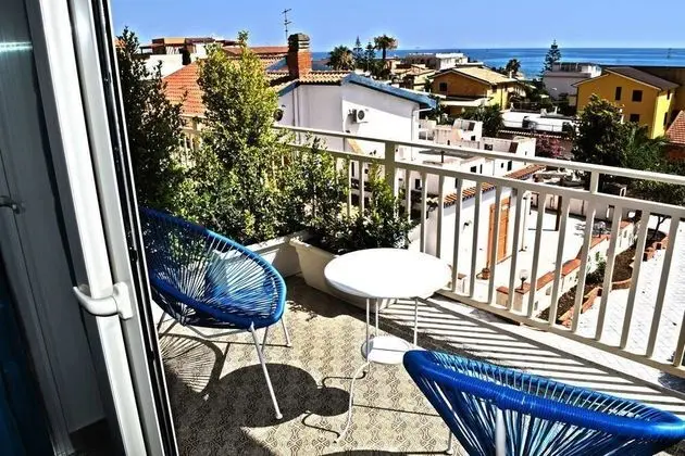 Standard Oda, Balkon, Deniz Manzaralı (Grigia)