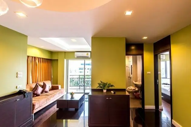 Bedazzling Suite