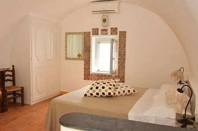 Kır Evi (accessible by climbing 80 steps)