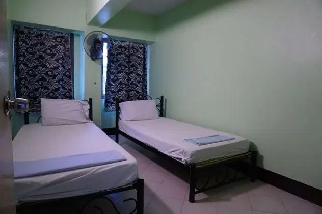 Fan Double Room with Shared Bathroom