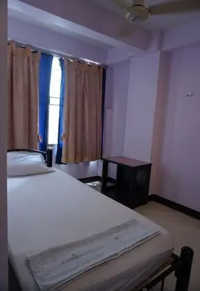 Single Room with Fan