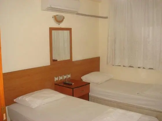 Standart Oda, Bahçe Manzaralı, Balkonlu