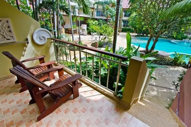 Deluxe Pool Access - No Pets Allowed
