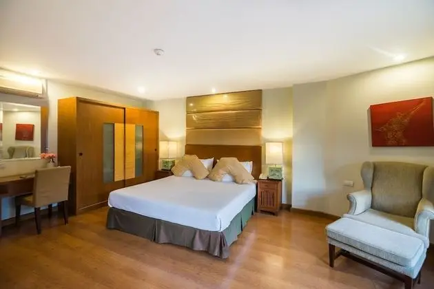 Junior Suite Pool View - No Pets Allowed